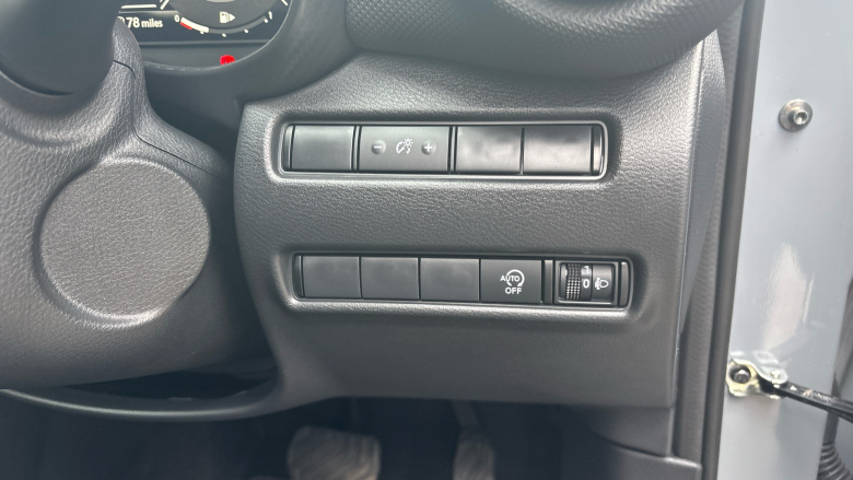 Nissan Juke 1.0 DiG-T N-Connecta 5dr DCT Petrol Hatchback